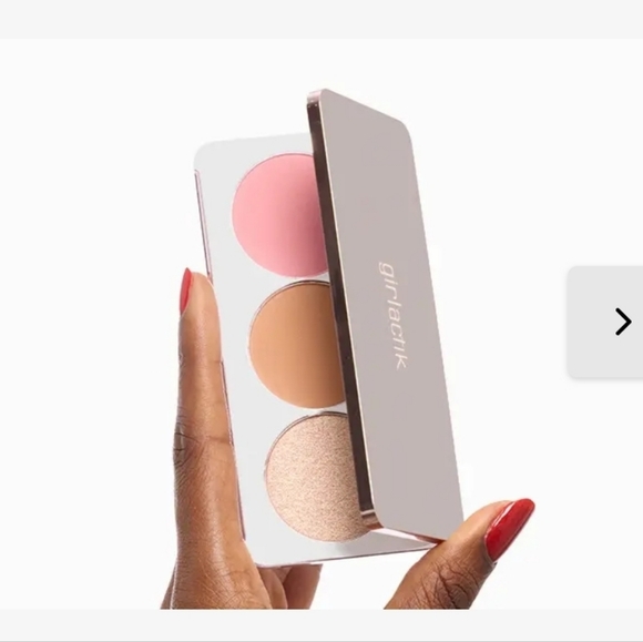Girlactik Blush Me & Glow Face Palette in Light BNIB - Picture 1 of 12